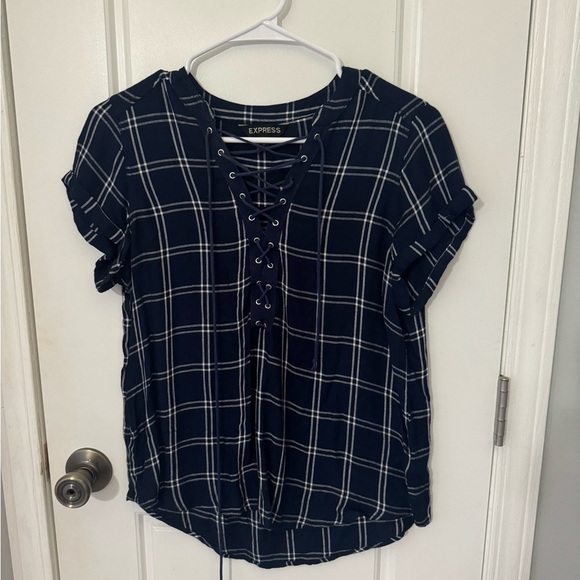 Express top - Picture 1 of 6